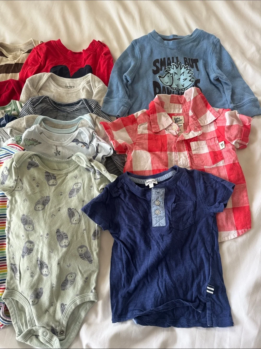 22 pieces Bundle Baby boy  Mixed Onesie 9 long sleeve 10 short  & Tee Bundle